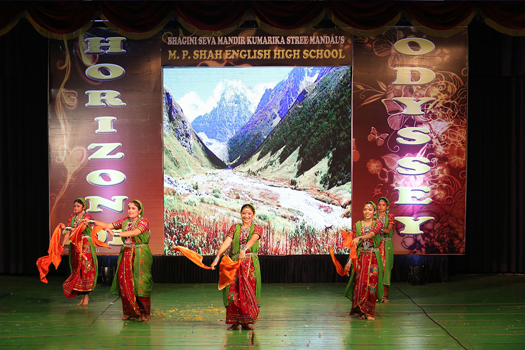Annual Stage Performance 14
