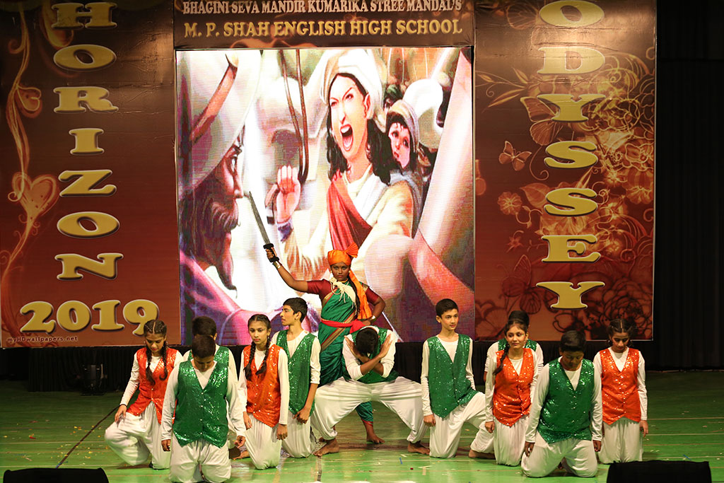 Annual Stage Performance 18